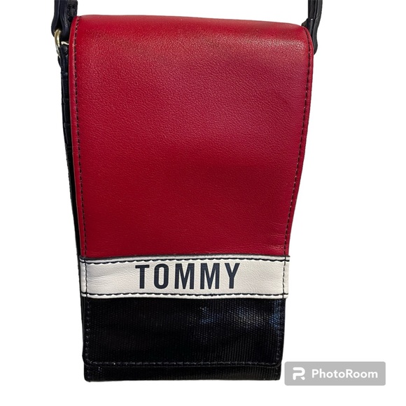 TOMMY HILFIGER Julia Coated Cotton Canvas iPhone Crossbody Mini Sized Bag - Picture 2 of 16